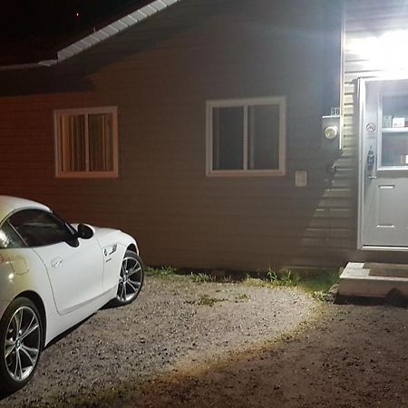 Preferred Rooms By Crestview Guest House Chapleau Eksteriør billede